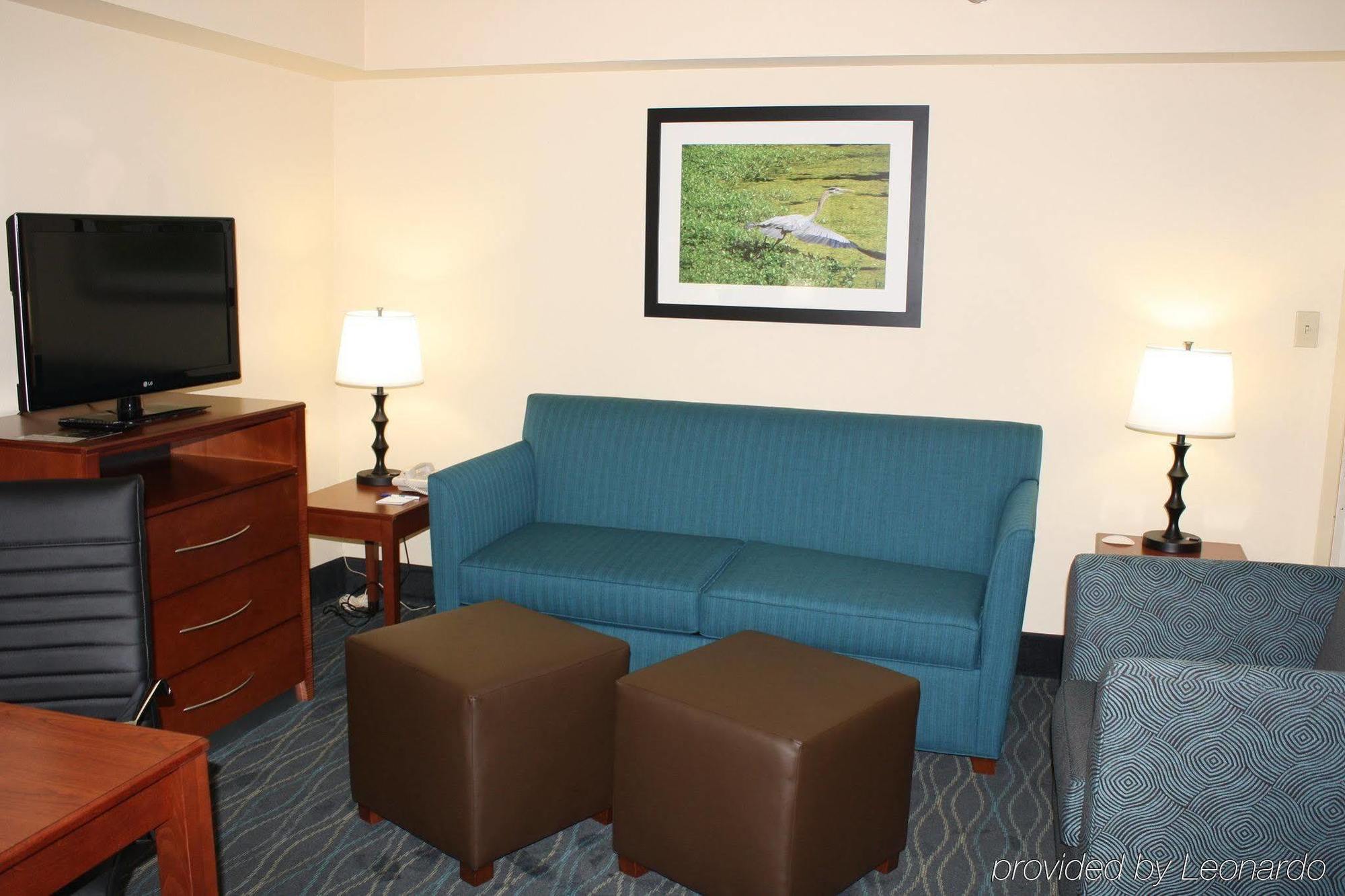 Holiday Inn Express & Suites Wilmington-University Center By Ihg Exteriér fotografie